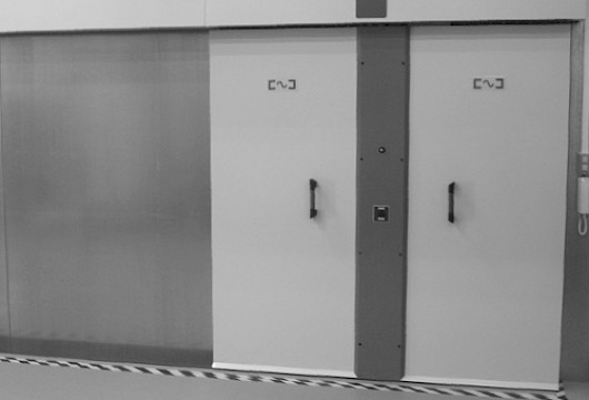 Sliding door